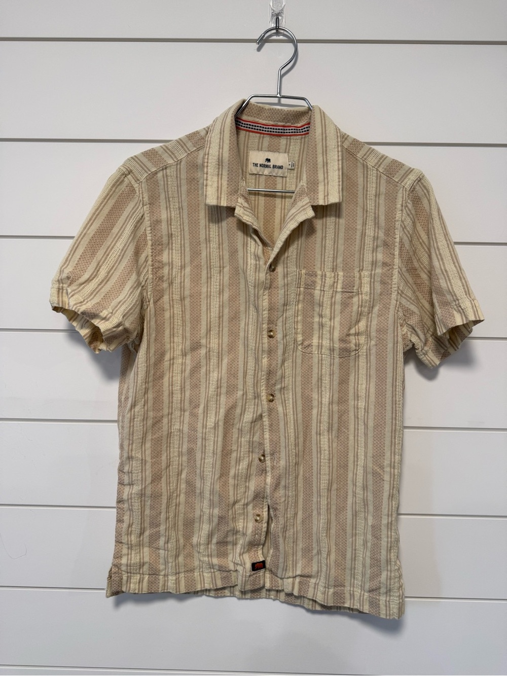 The Normal Brand Beige and Cream Short-Sleeve Button-Down Shirt Size S